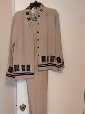 Draoer and Damon Beige Embroidered Two-Piece Pant Set